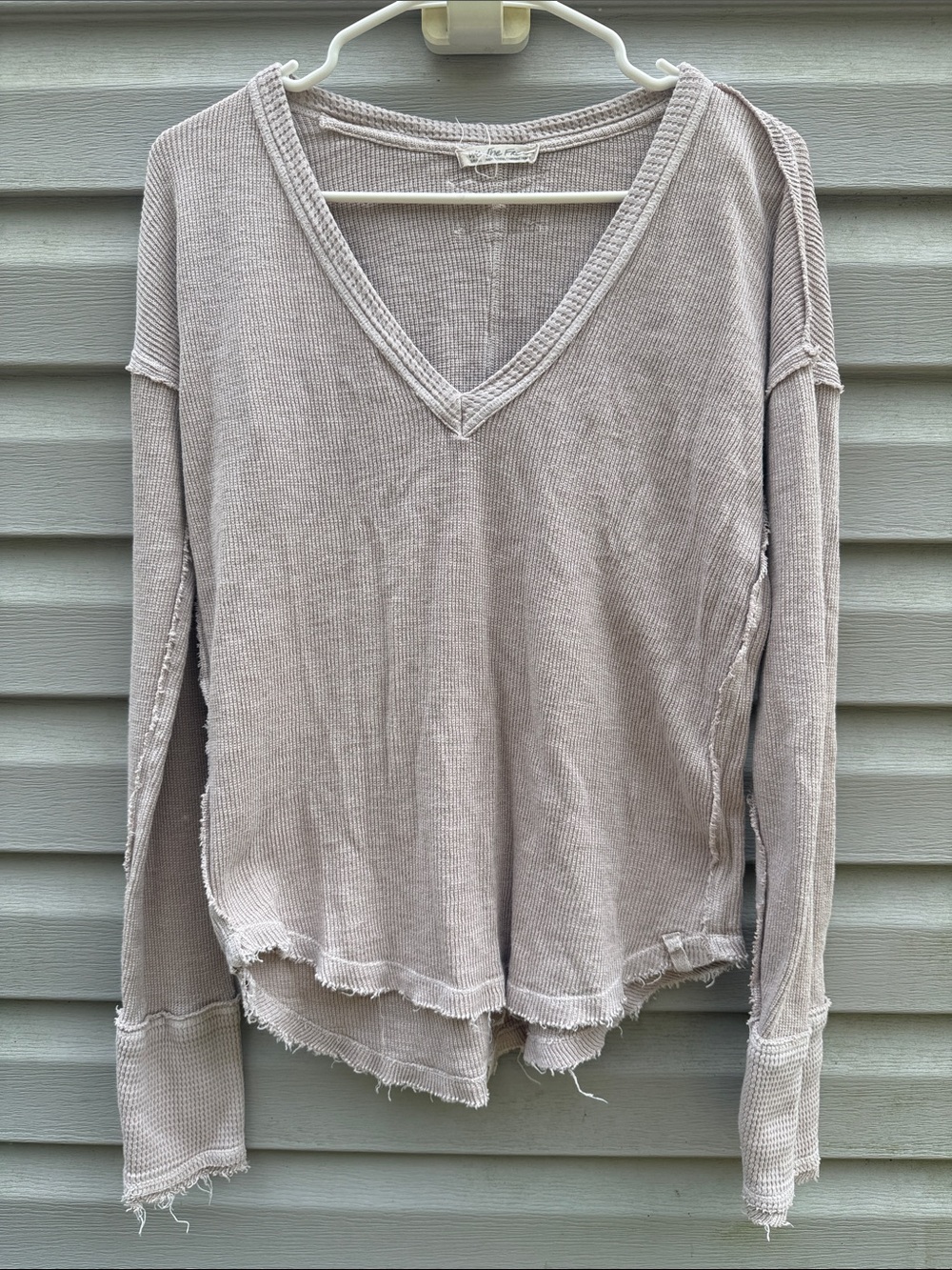 Free People | We the Free Thermal Long Sleeve V-neck Top size Small